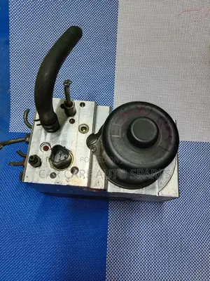 Abs Pump Toyota Lexus LS 430