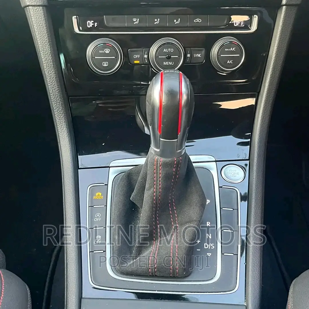 Volkswagen Golf 2017 White