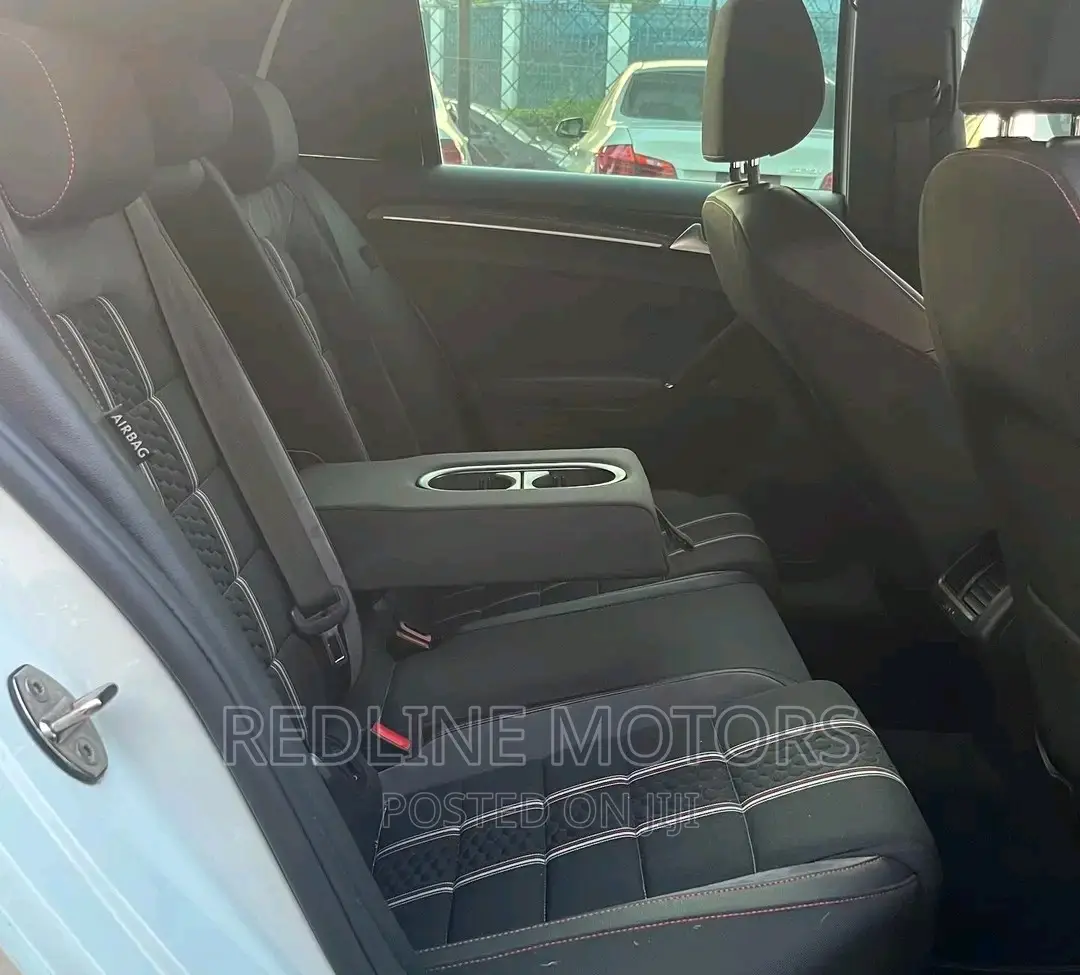 Volkswagen Golf 2017 White
