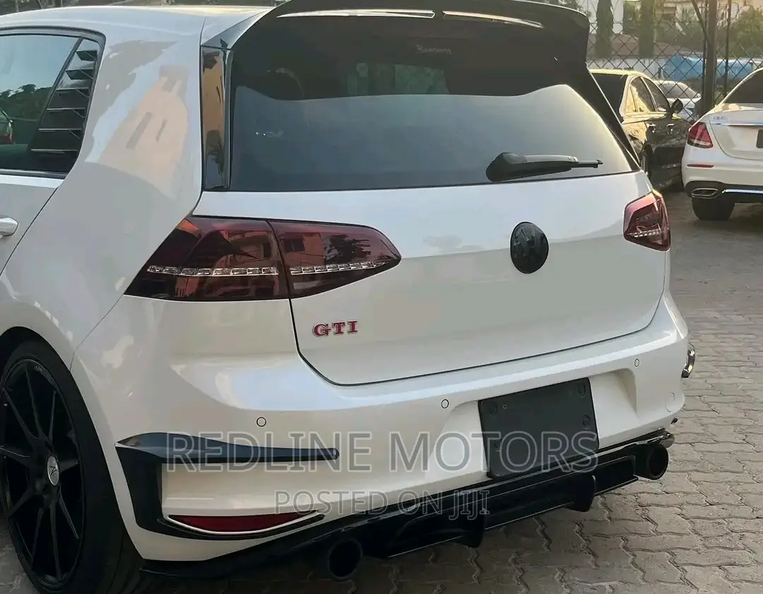 Volkswagen Golf 2017 White