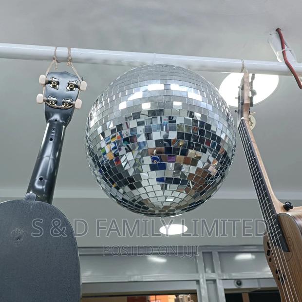 30cm Mirror Ball - thumbnail 4