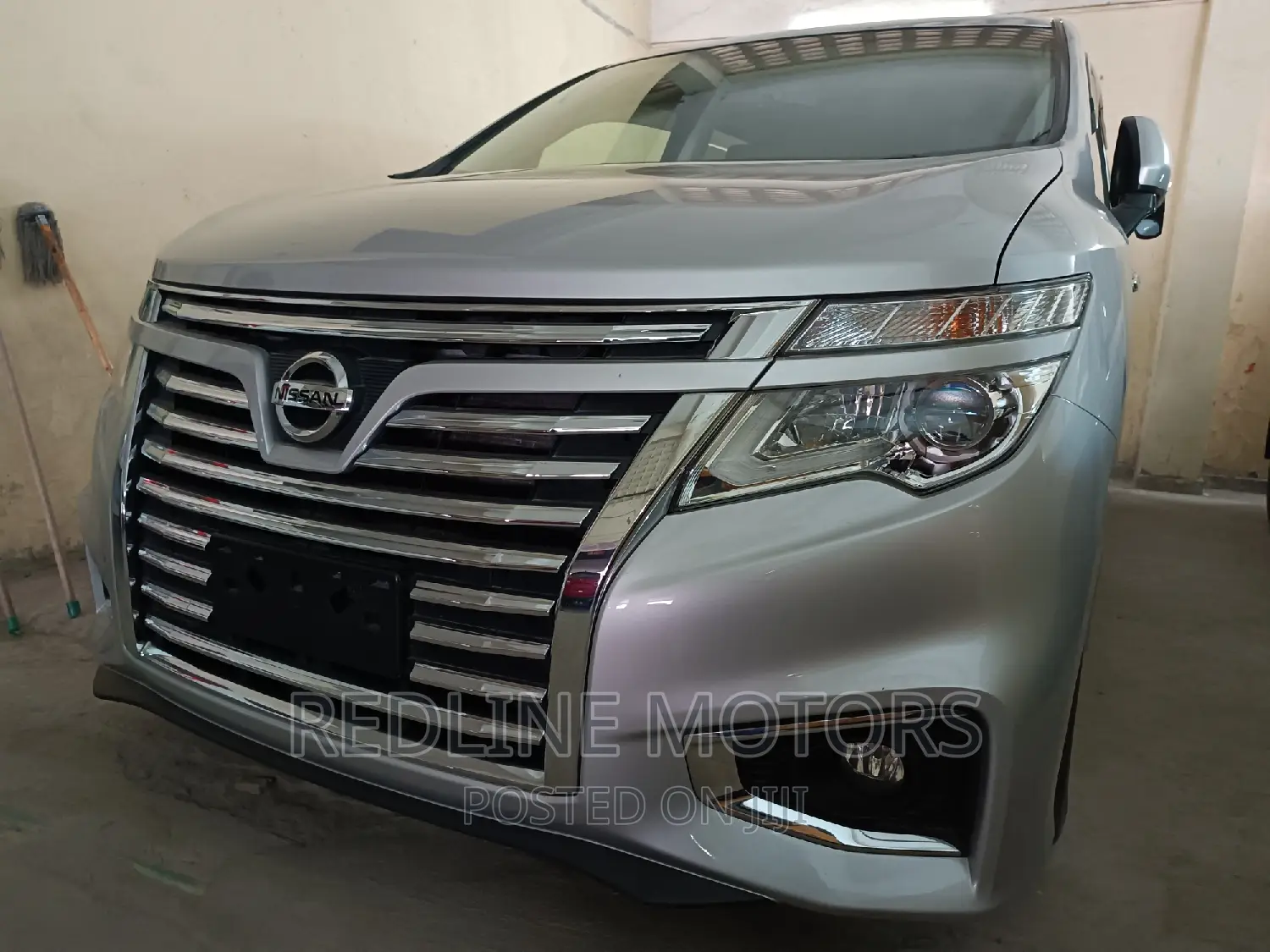 Nissan Elgrand 2016 Silver