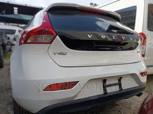 Volvo V40 2016 White