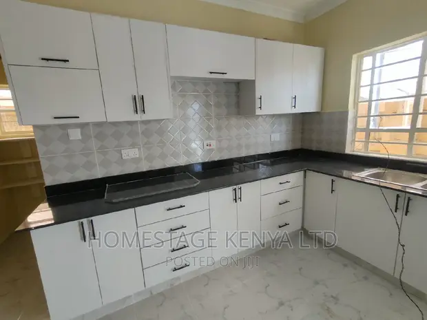 3bdrm Bungalow in Acacia Area, Kitengela for sale
