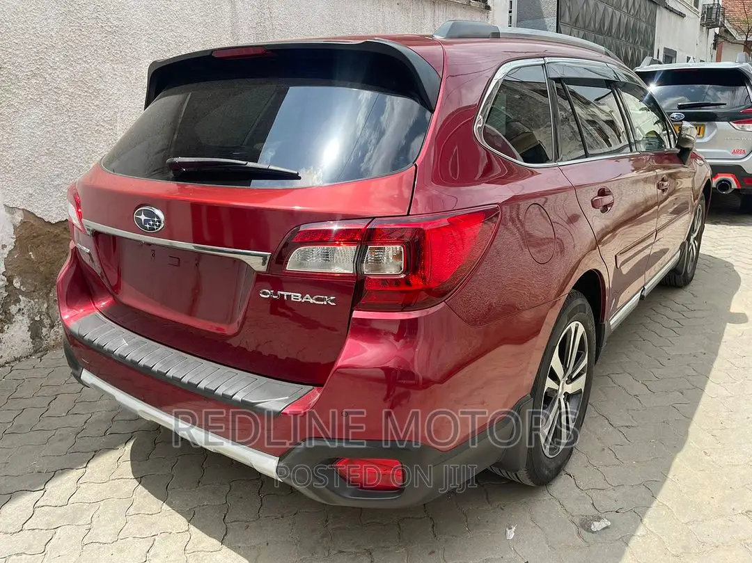 Subaru Outback 2017 Red