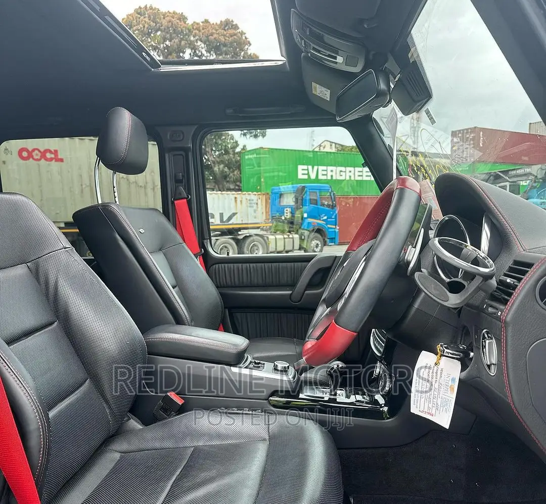 Mercedes-Benz G-Class Base G 550 AWD 2016 Black