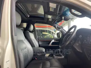 Toyota Land Cruiser 4.6 V8 ZX 2016 White
