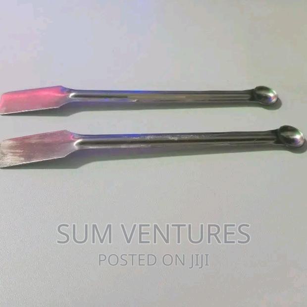 Metal Spatula - main view