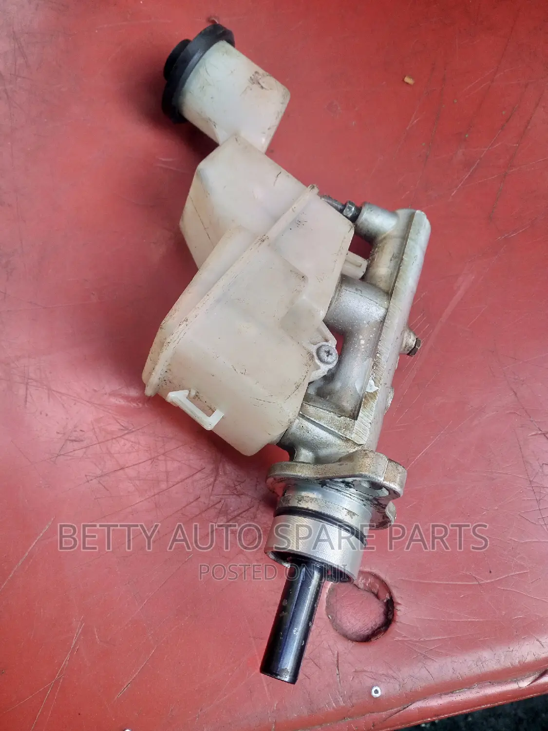 Toyota Fielder Master Cylinder