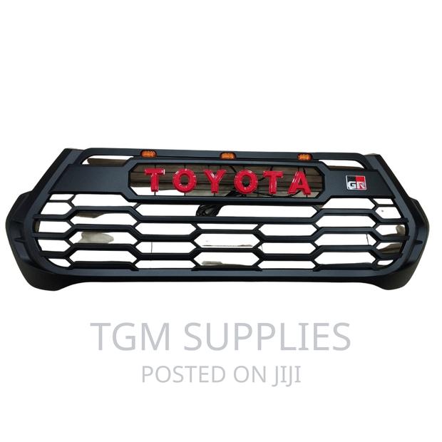 Hilux 2020+ Grille With Led Lights, Toyota, Gr Logo