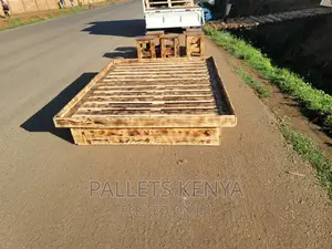 Pallet Bed- 5*6 Blazed Pallet Bed. (#JD03)