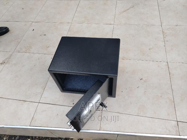 Safe Box Safe Box - thumbnail 3