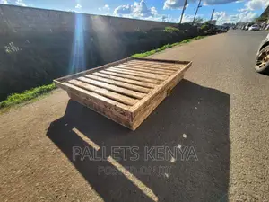 Pallet Bed- 5*6 Detachable and Blazed Pallet Bed. (#RJ11 )