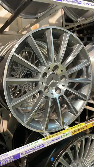 Brand New Mercedes Benz Rims Size 17 Inch