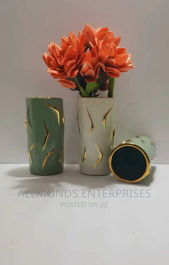 Flower Vase Ceramic Gold