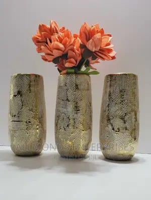 Flower Vase Golden Stripes