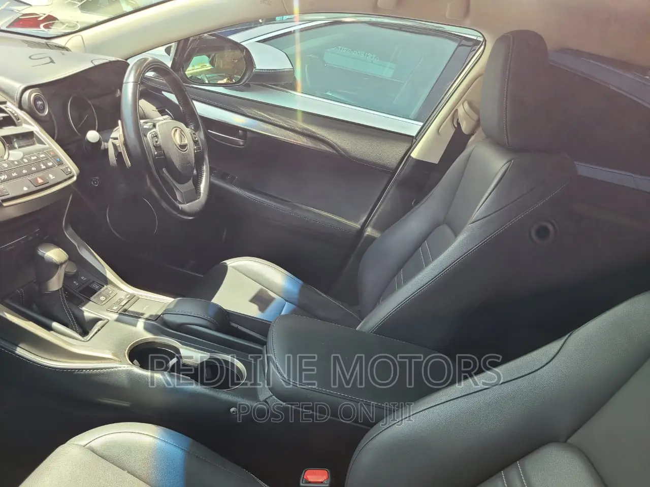 Lexus NX 300h Base 4x4 (2.5L 4cyl 2A) 2017 Black