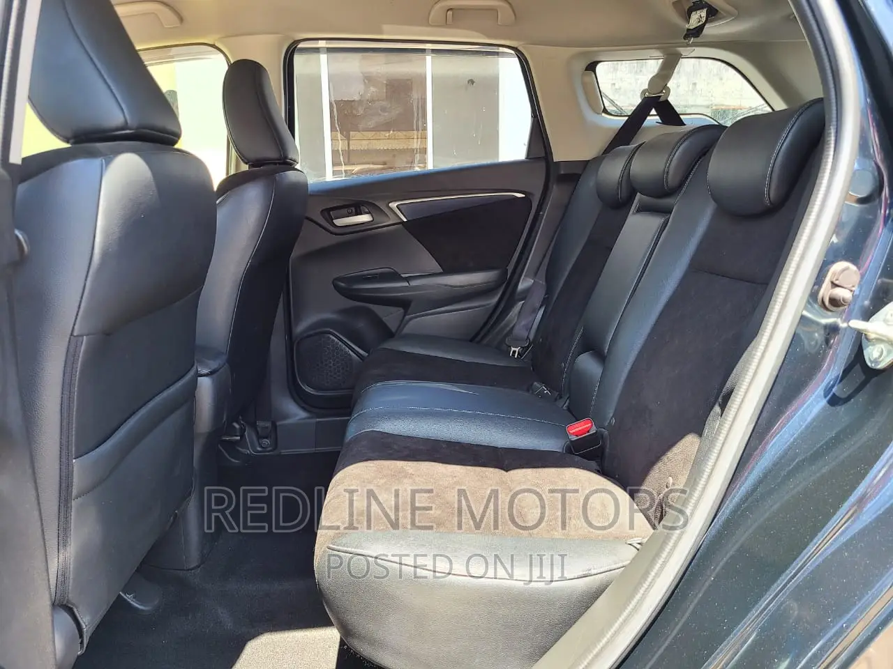 Honda Shuttle 1.5 G 2WD 2016 Black