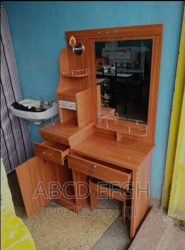 Dressing Table Dresser Makup Table Vanity Table in Nairobi Central