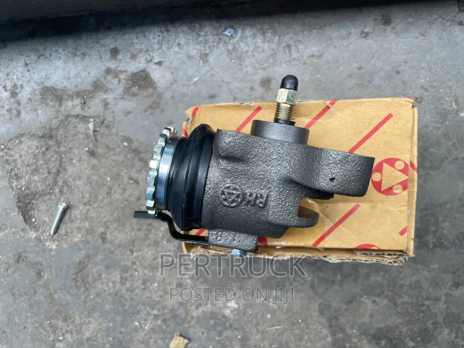 Wheel Cylinder Front for Isuzu FTS/Tx-55 Right and Left