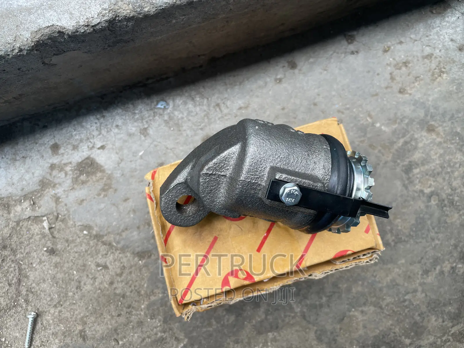 Wheel Cylinder Front for Isuzu FTS/Tx-55 Right and Left