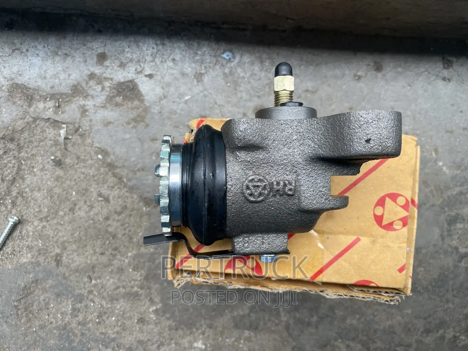 Wheel Cylinder Front for Isuzu FTS/Tx-55 Right and Left