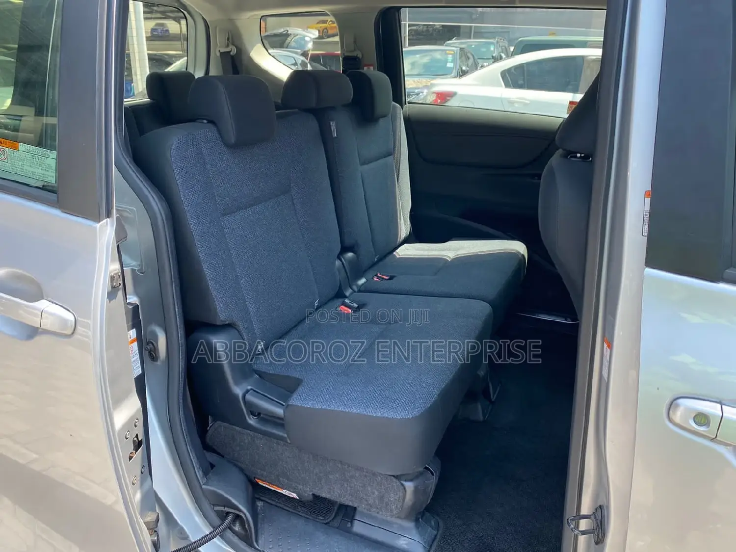 Toyota Sienta 2016 Gray