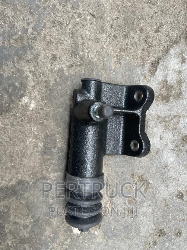 Clutch Sleeve Cylinder Isuzu FSR/FTS,Modifiable to FRR/Tx 55