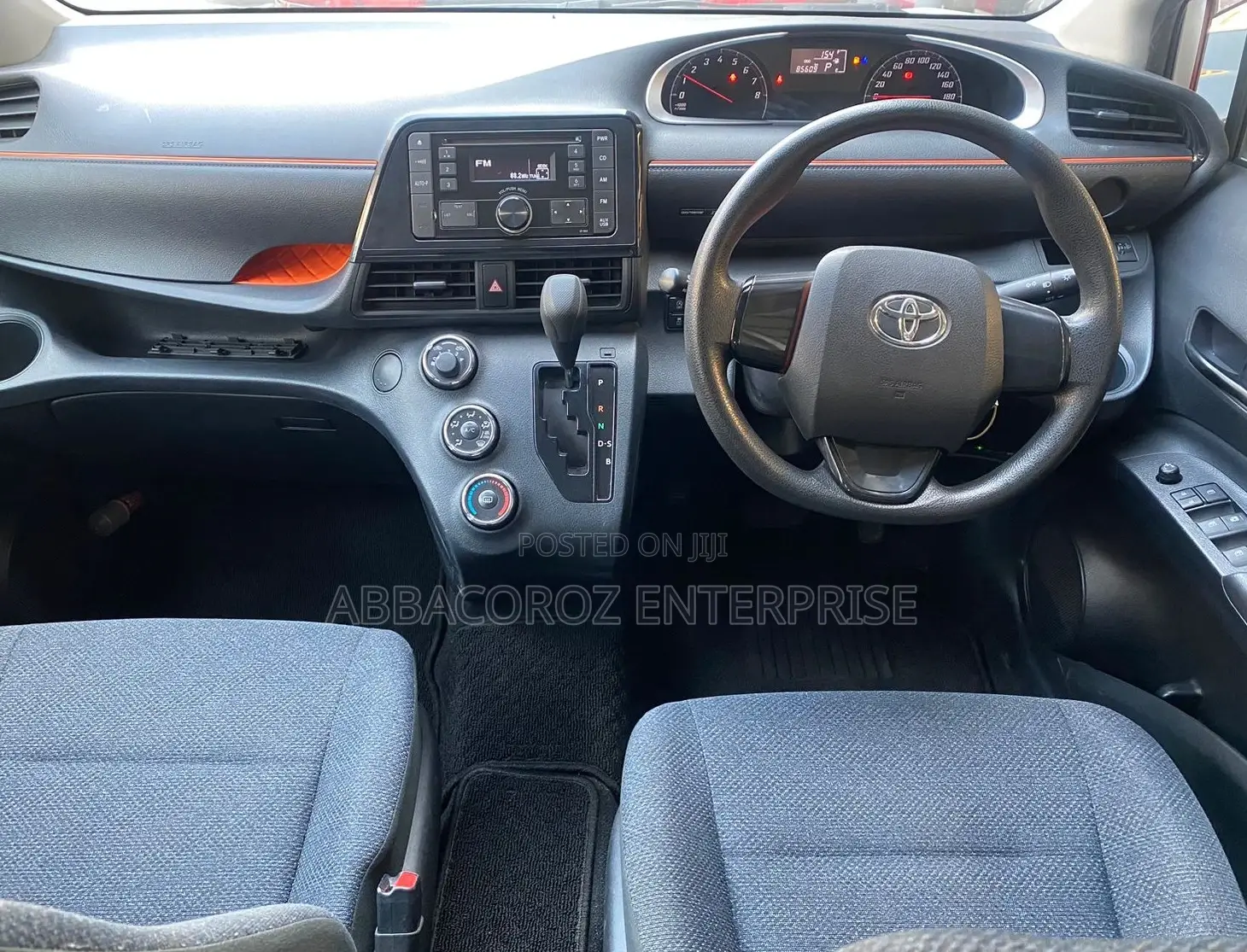 Toyota Sienta 2016 Gray