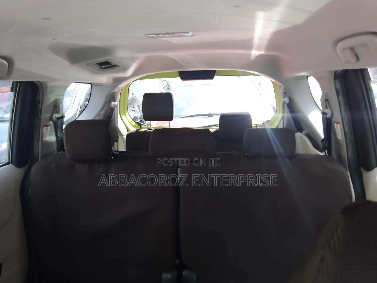 Toyota Sienta 1.5 FWD 2016 Green