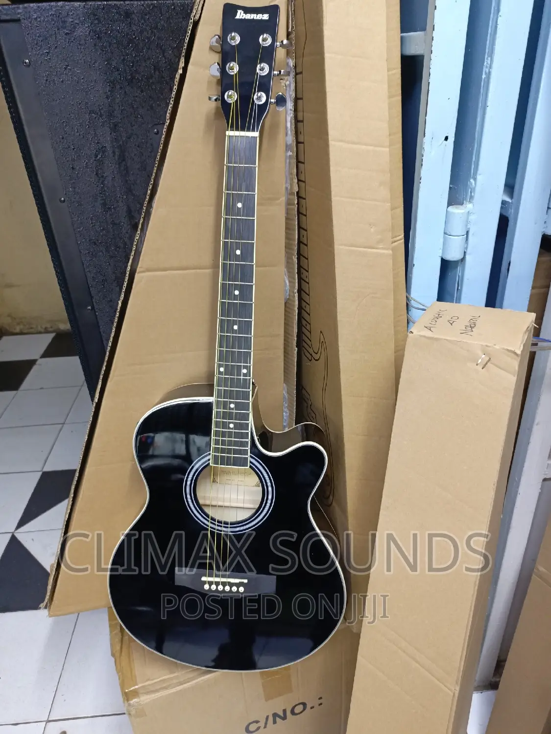 Acoustic Guitar Size 40 Ibanez Black