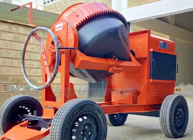 Indian Titan Concrete New Mixer Available Now