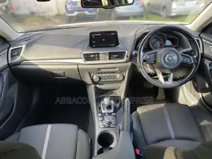 Mazda Axela 2016 Off white