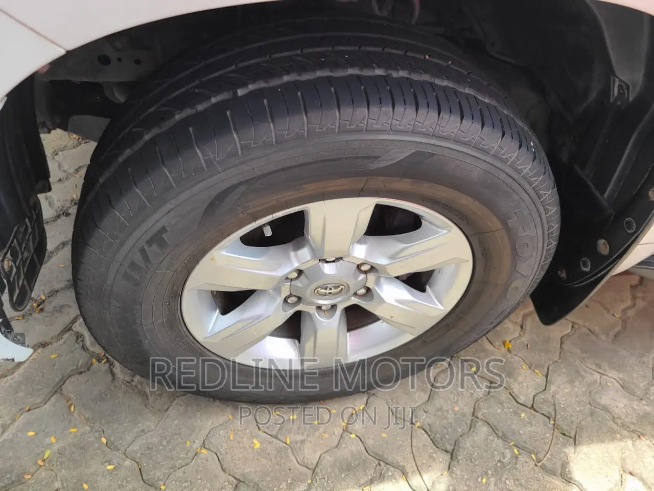 Toyota Land Cruiser Prado 2.7 2019 Pearl