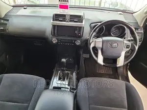 Toyota Land Cruiser Prado 2.8 D-4D 2016 Gray