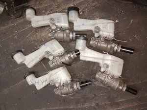 Toyota Sienta Brake Master Cylinders