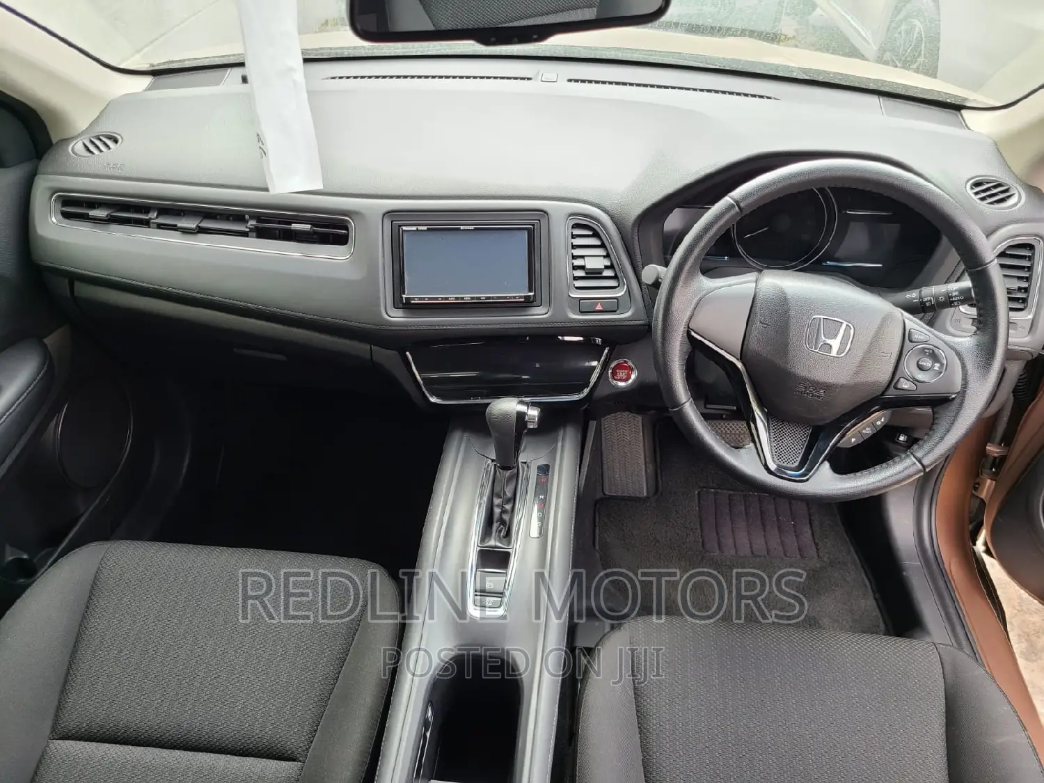 Honda Vezel 1.5 2WD 2016 Gold