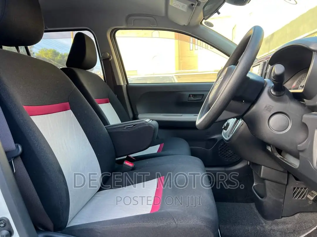 Toyota Passo 1.0 FWD 2017 White