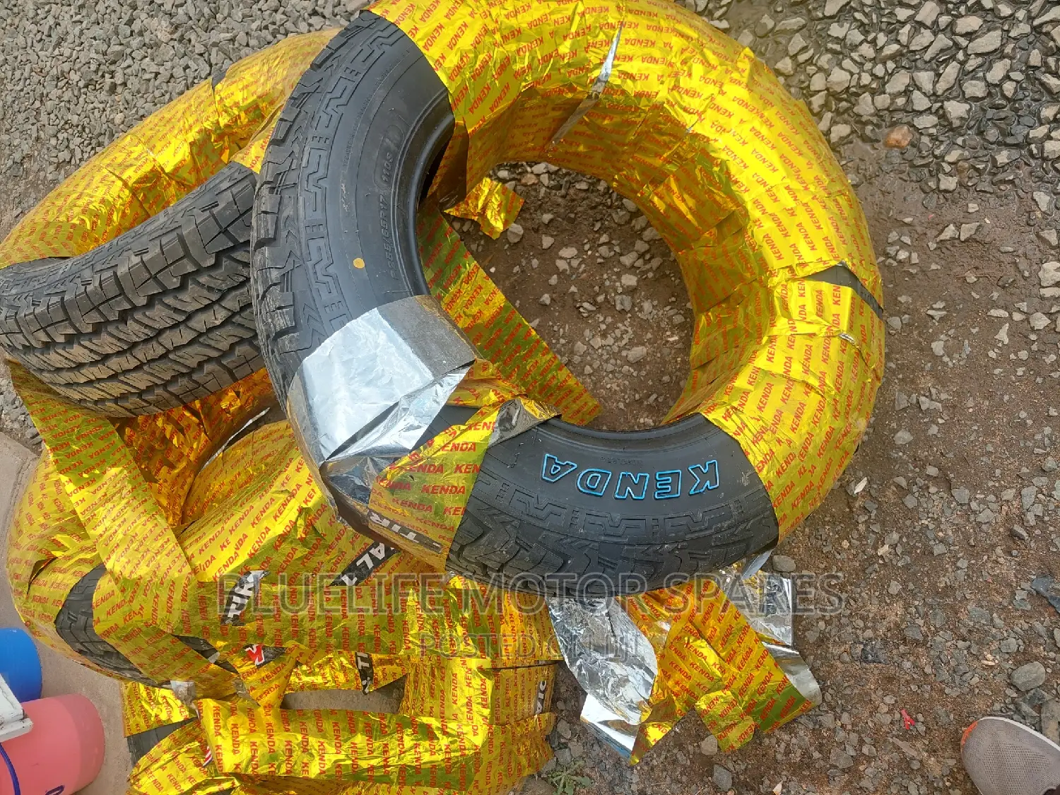 Kenda 255/65r17 Tyres.