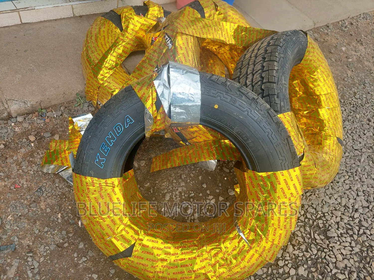 Kenda 255/65r17 Tyres.