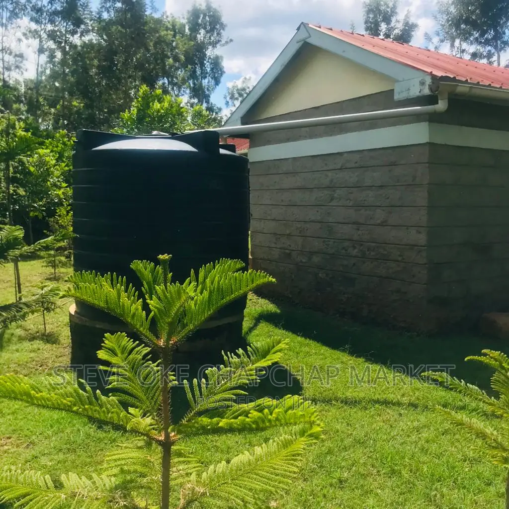 1 One Acre With a 3 Bedroom House Ready Clean Title Deed
