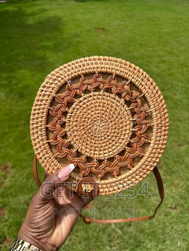 Classy Wooven Bags - thumbnail 4