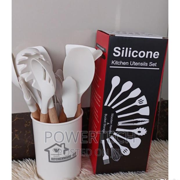 12pcs Silicone Spoon Set With a Plastic Stand - main view