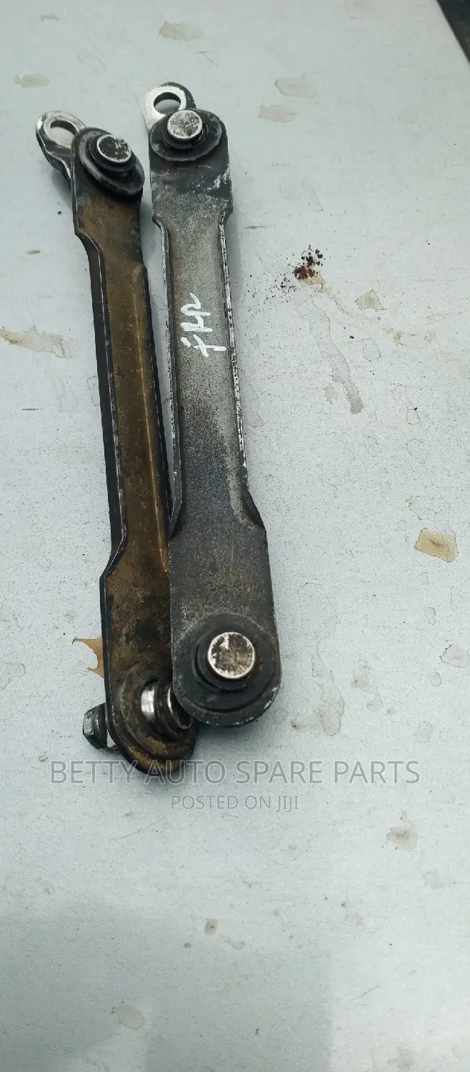 Nissan Frontier Wiper