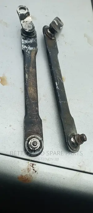 Nissan Frontier Wiper