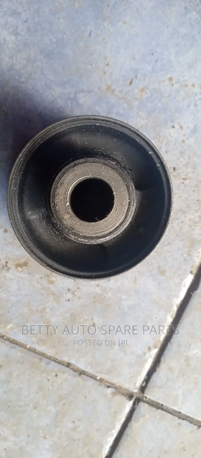 Toyota Filder Exhaust Bush