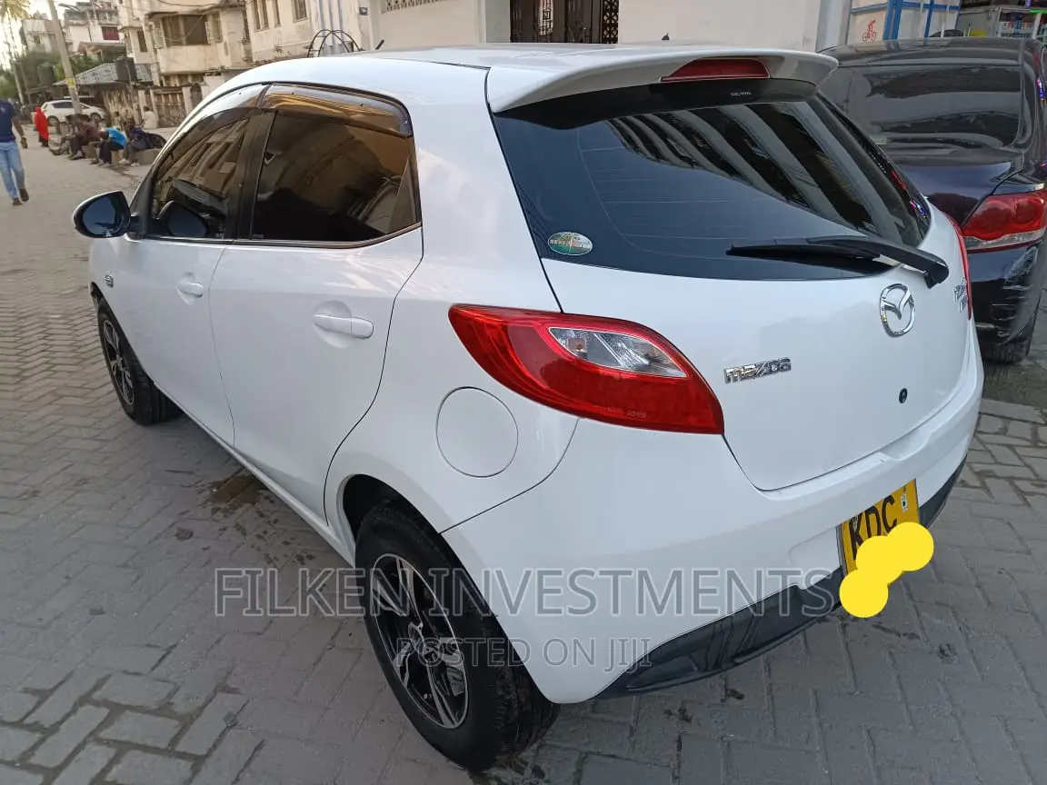 Mazda Demio 2014 White