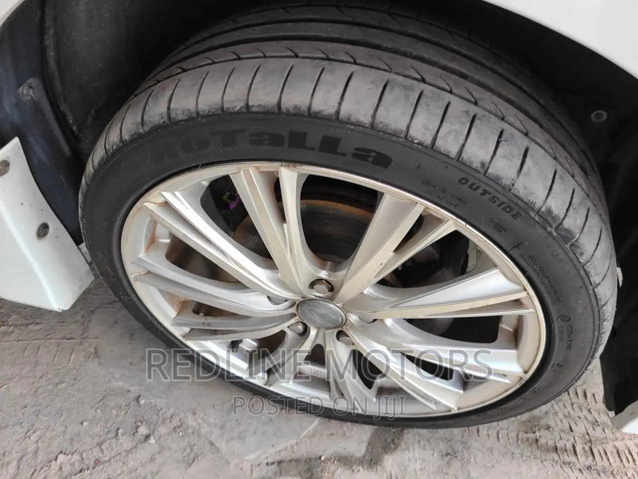 Toyota Esquire 2.0 AWD (7 seater) 2018 Pearl