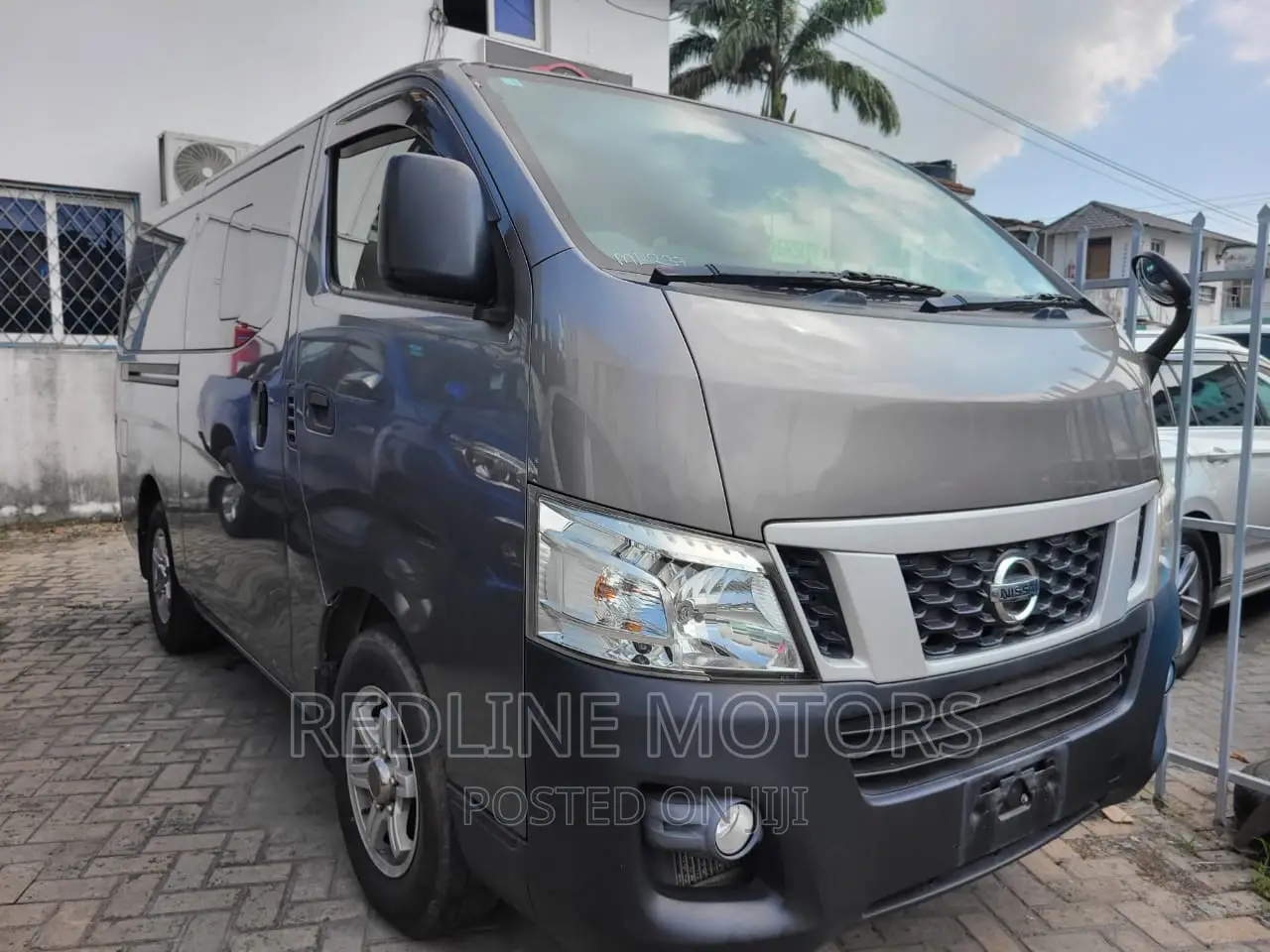 Nissan Caravan (Urvan) 2016 Grey