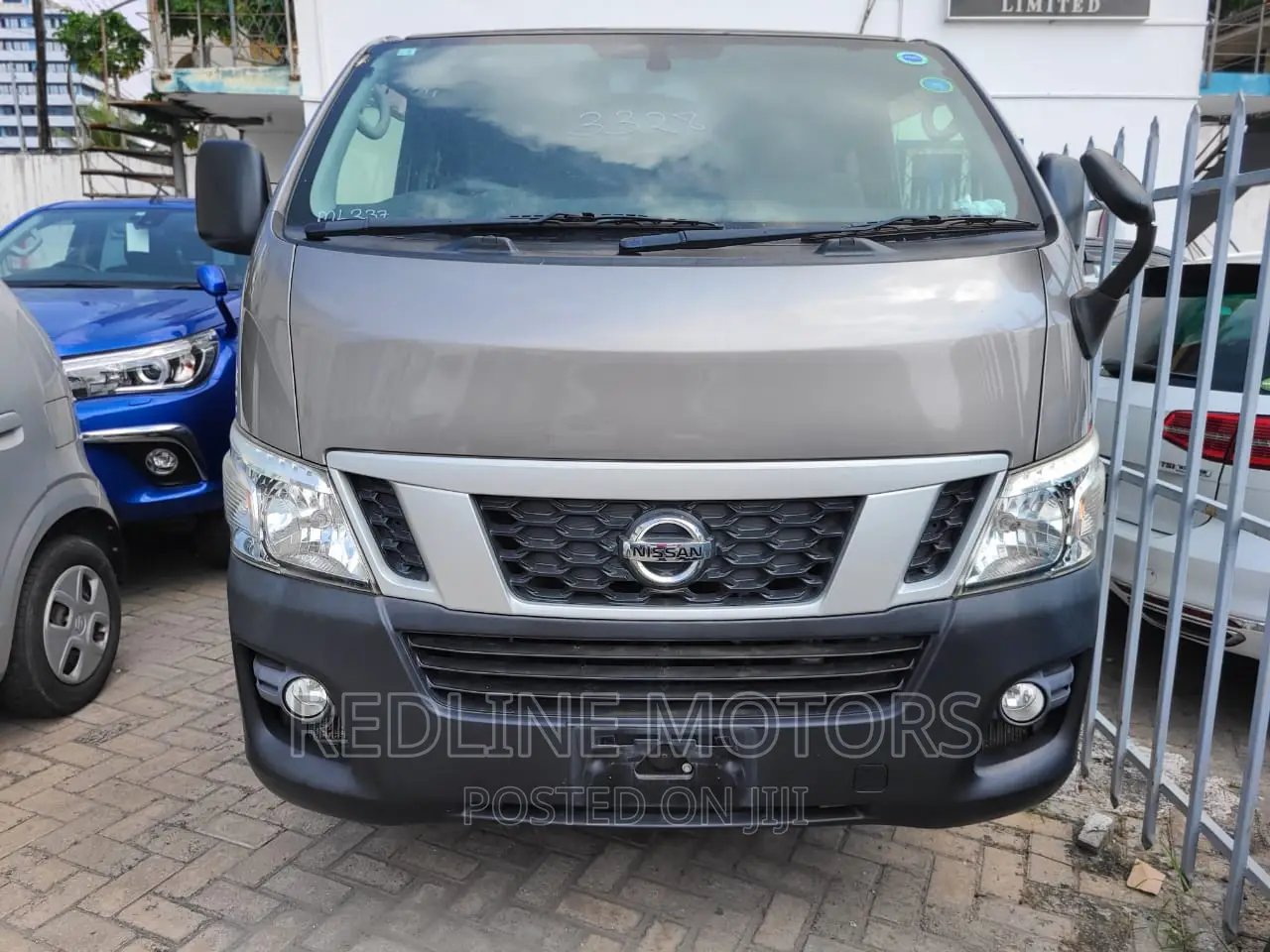 Nissan Caravan (Urvan) 2016 Grey